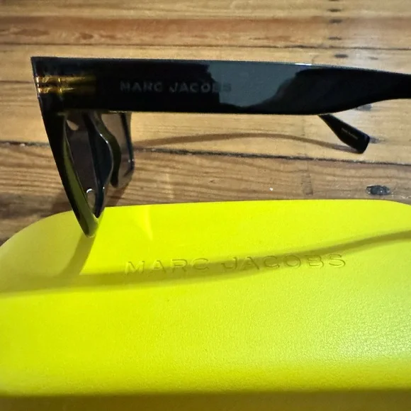 Marc Jacobs Grey Shaded Square Ladies Sunglasses MJ 1083/S 0807/9O 52 - Picture 5 of 6